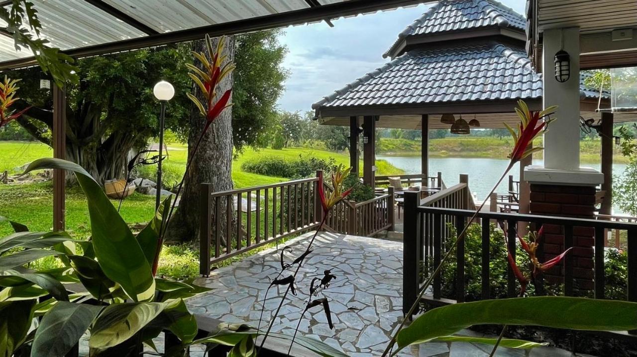 Korat Resort Hotel Накхонратчасима Экстерьер фото